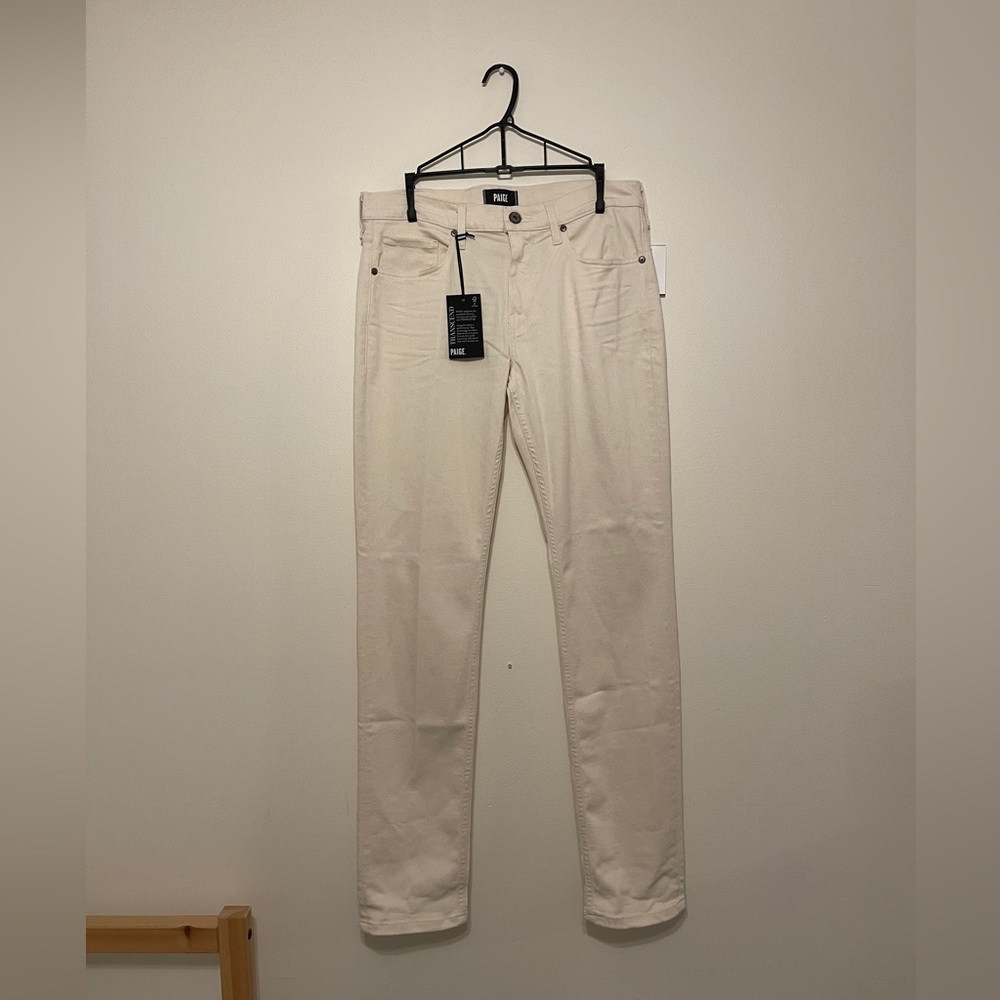 Paige NWT beige off white pants size 33 brand new retail $200 about a medium.